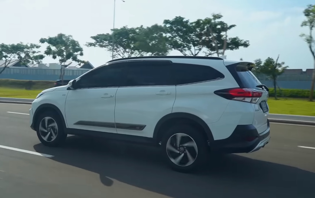 Toyota, Mobil Bekas Toyota Rush 2022 Tipe Matic dan Manual, Harga Makin Terjangkau