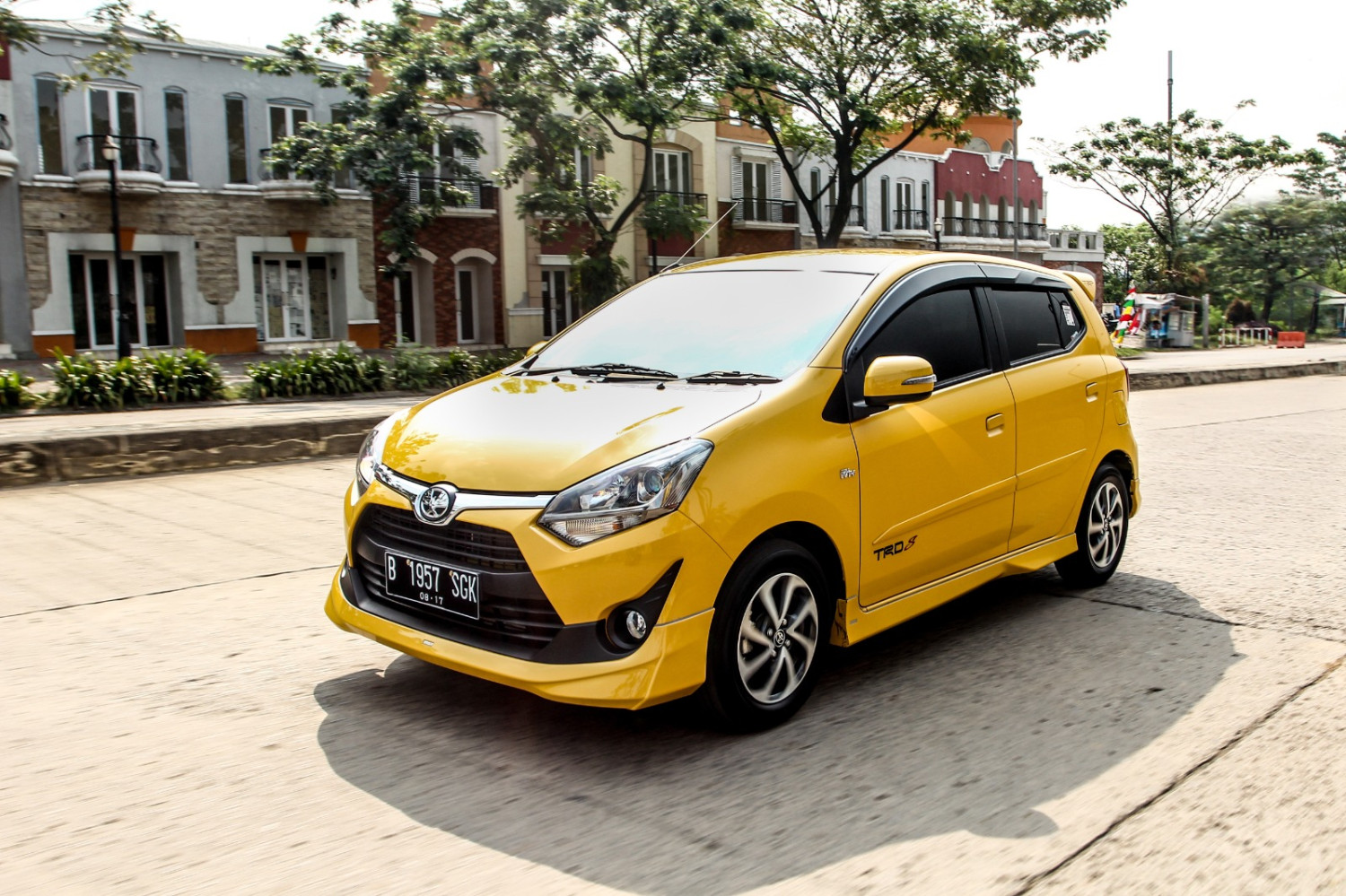 Tiga Pilihan Mobil Bekas LCGC Rp 90 - 100 Juta Mulus Siap Jalan-jalan
