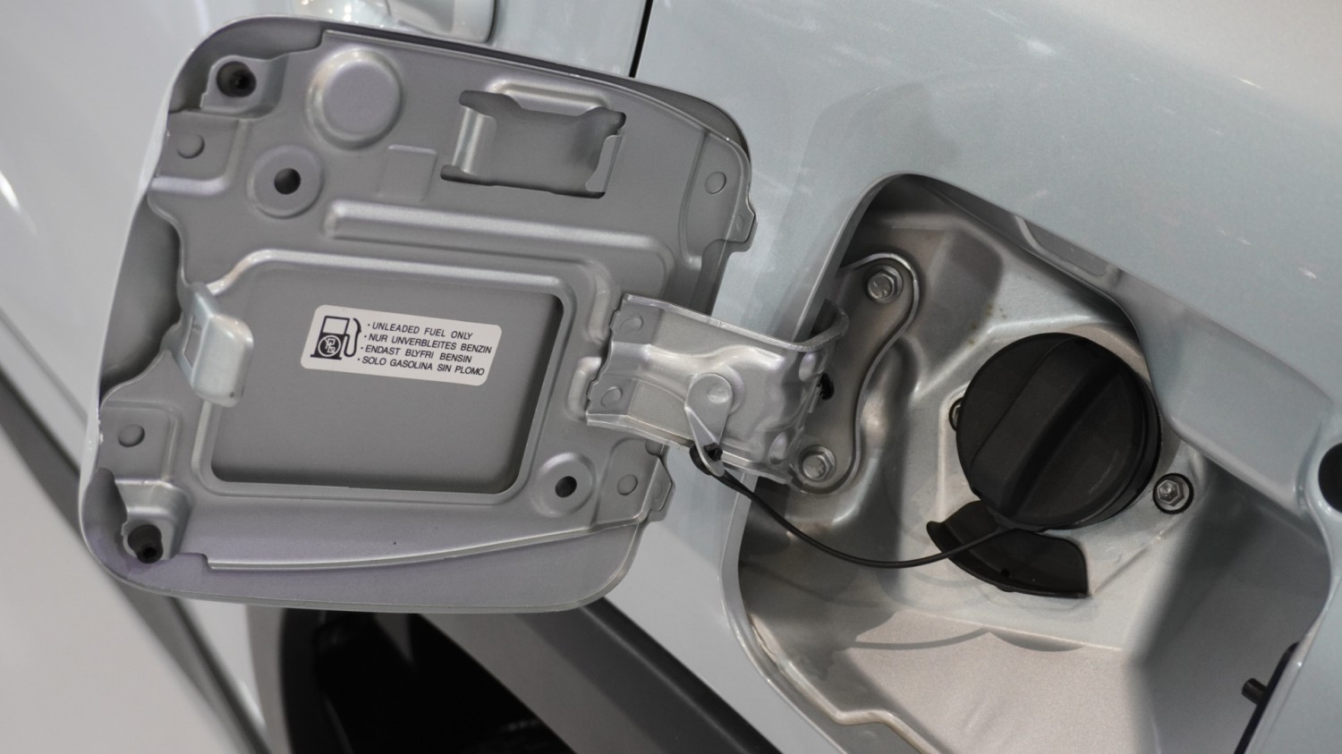 Bensin Tercampur Air di Tangki, Begini Penanganan yang Tepat