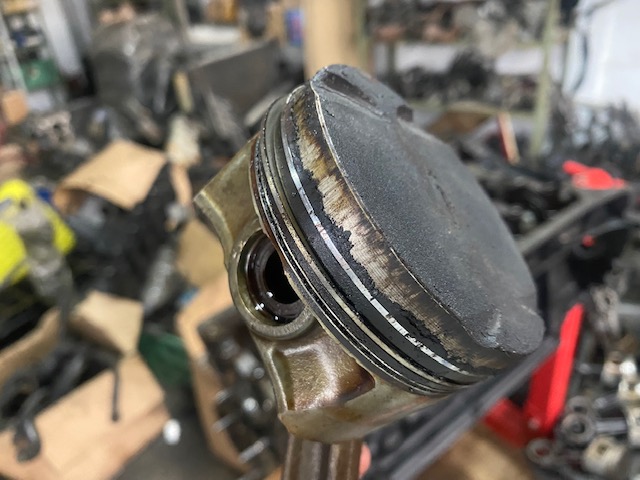 Walapun Murah, Jangan Beli Mobil Bekas Jika Mesinnya Begini