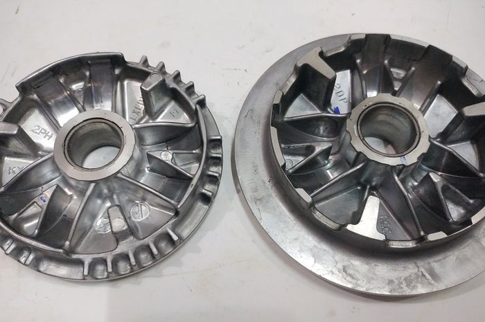 Gak Perlu Alat, Begini Cara Mudah Cek Kondisi Jalur Rumah Roller Motor Matic