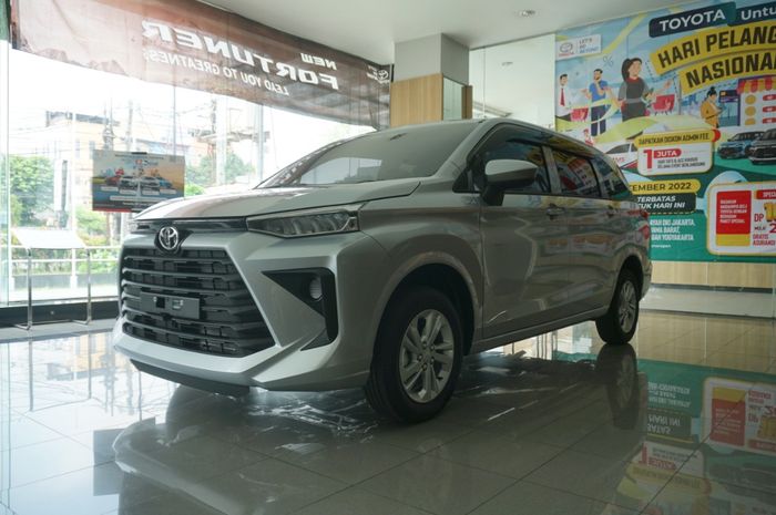 Mobil Irit Murah Buat Keluarga, Segini Konsumsi BBM Toyota Avanza 1.3