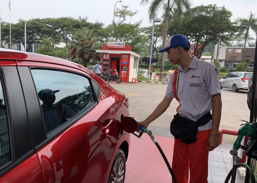 Ini Bahaya Jangka Panjang Tangki Bensin Mobil Dibiarkan Sering Kosong