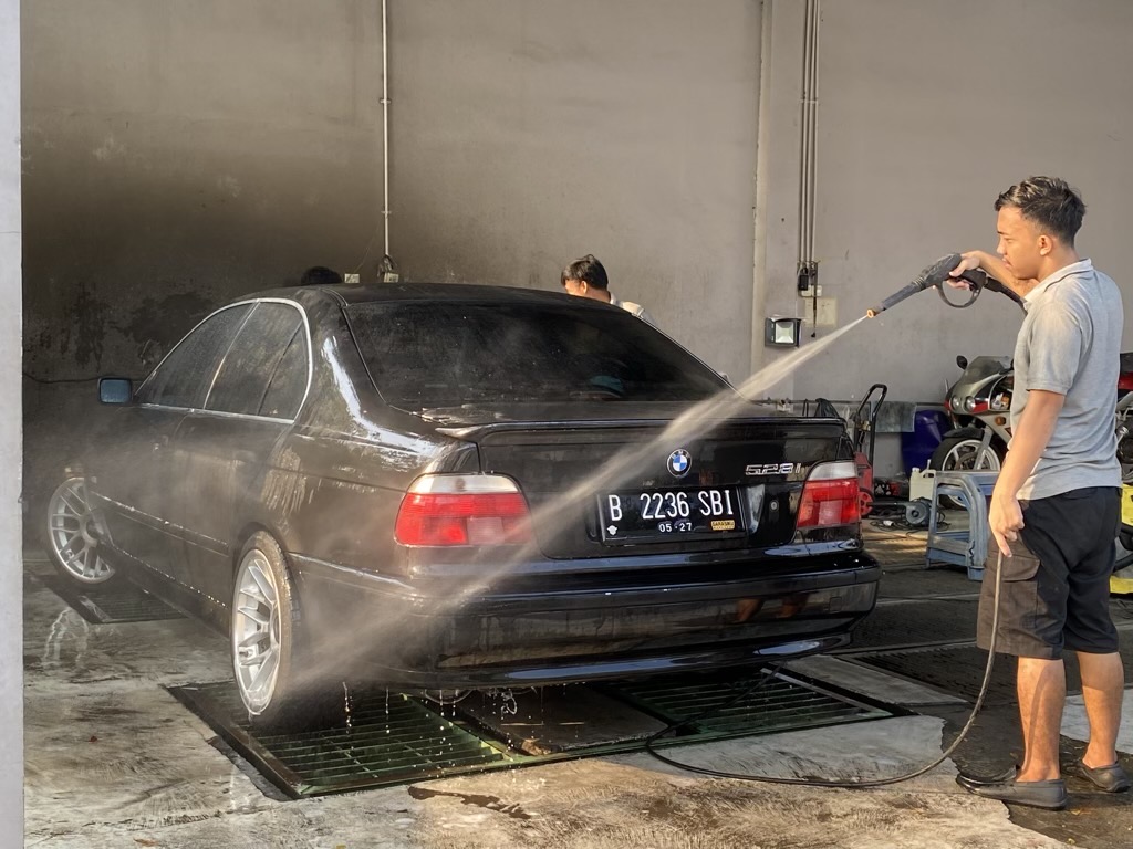 Setelah Mudik, Empat Bagian Mobil Ini Wajib Dibersihkan