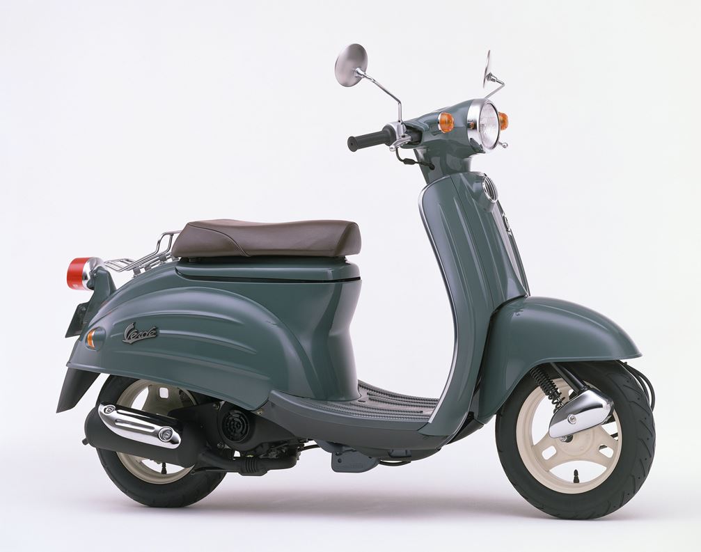 Punya Konsumsi BBM 59 Km/Liter, Skutik Jadul Suzuki Ini Mirip Vespa Matic