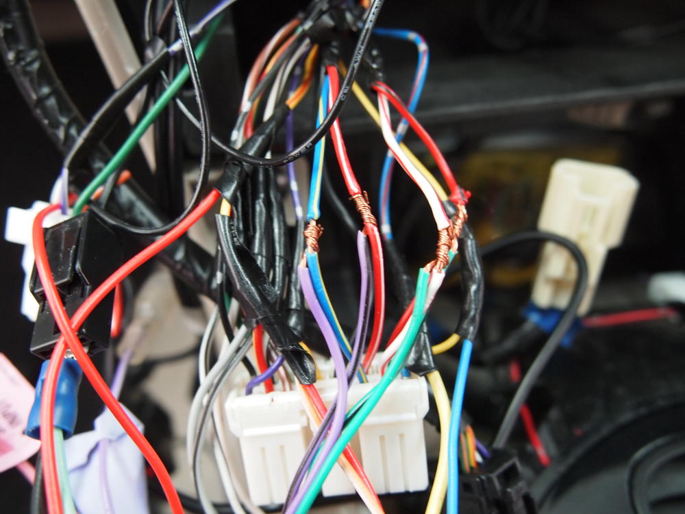 Penyebab Korsleting Kabel Audio Mobil, Jangan Sepelekan Hal Ini