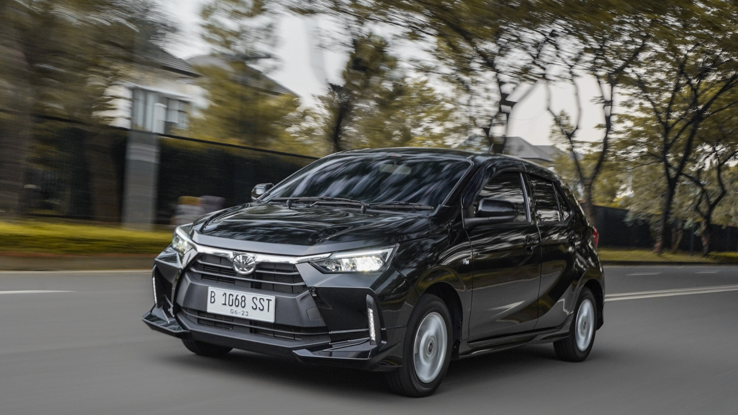Toyota, Diskon Akhir Tahun, Harga Toyota Agya Turun Hingga Rp 13 Juta