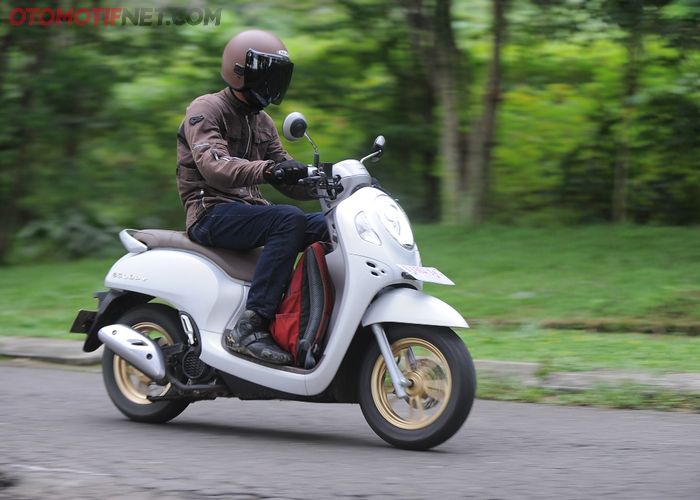 Penting Diketahui, Ini 5 Cara yang Bisa Dilakukan Agar Konsumsi BBM Motor Matik Jadi Lebih Hemat