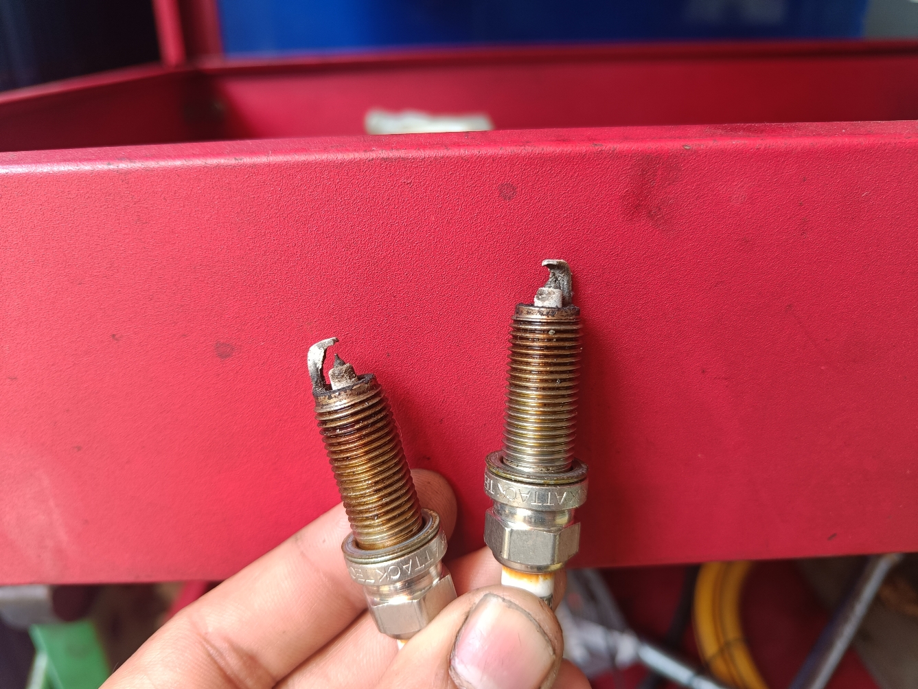 Elektroda Busi Sudah Tipis Masih Dipakai, Ini Dampaknya Bagi Mesin