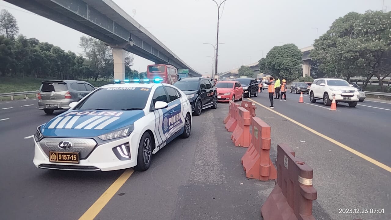 Catat, di Tanggal-tanggal Berikut Mobil Dipersilakan Lawan Arah di Tol Jakarta-Cikampek dan Jagorawi