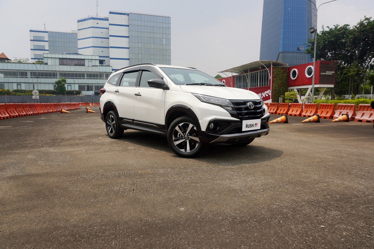 Toyota, Banyak yang Nunggu Rush Baru, Ternyata Toyota Enggak Diam