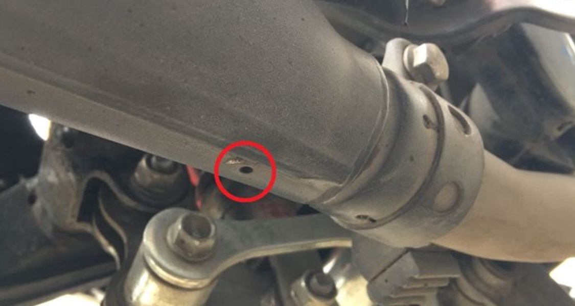 Lubang Kecil di Bawah Knalpot Motor Punya Fungsi Penting, Berikut Penjelasannya