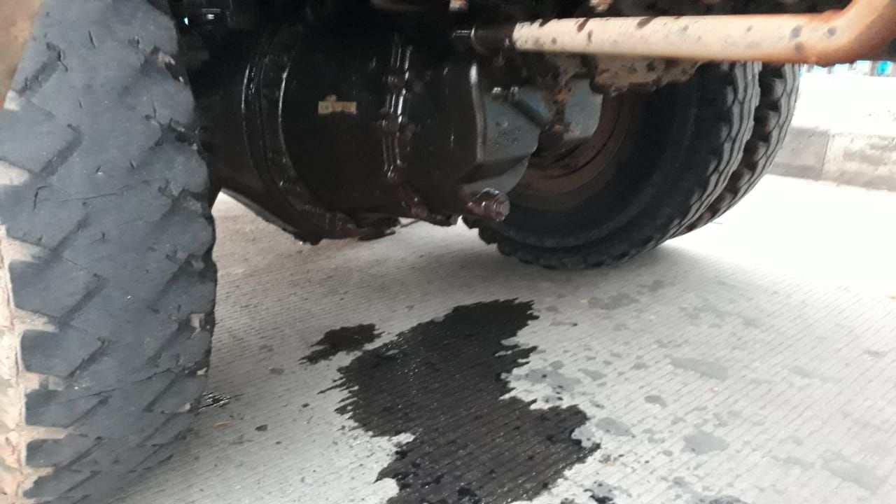 Oli Gardan Mobil Lama Nggak Diganti Bisa Sebabkan Gejala Ini