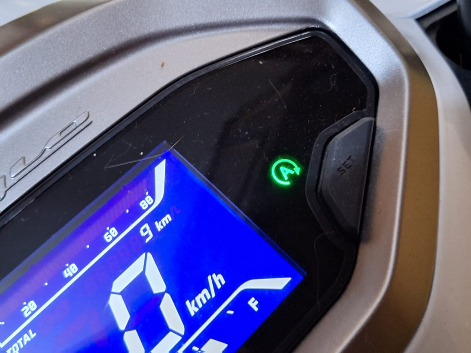 Konsumsi BBM Tambah Irit, Ini Cara Aktifkan Logo A di Motor Matic