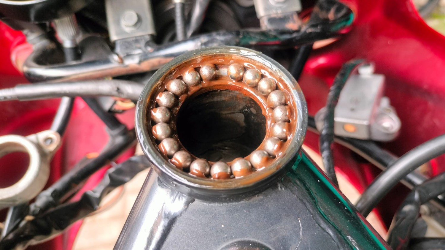 Sudah Tahu Belum, Begini Gejala Komstir Motor Bekas Yang Mulai Oblak