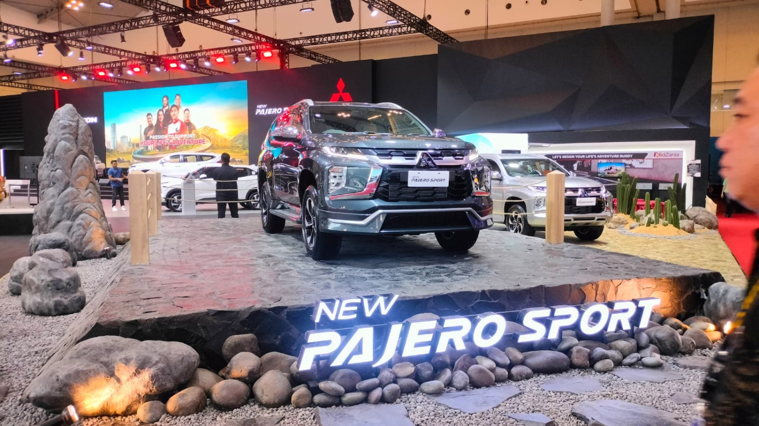 Bukan Sekadar Gagah, Ini Deretan Fitur Canggih yang Bikin New Pajero Sport Nyaman di Semua Medan