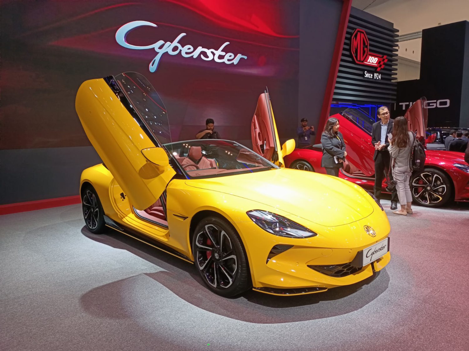 Mobil Cina Naik Kelas, Kini Ramaikan Segmen Premium di Indonesia