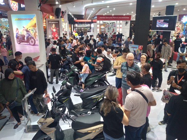 Honda, Penjualan Motor Honda Tembus 3,29 Juta Unit, BeAT Cs Jadi Andalan