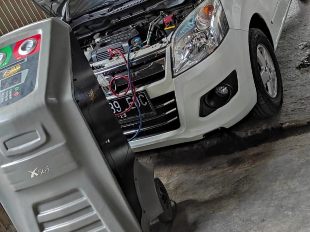 Banyak yang Belum Paham, ini Gunanya Flushing Oli Kompresor AC Mobil