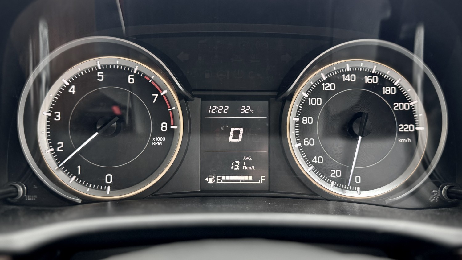 Pentingnya Bersihkan Busi Mobil Berkala, Ini Manfaatnya Bagi Mesin