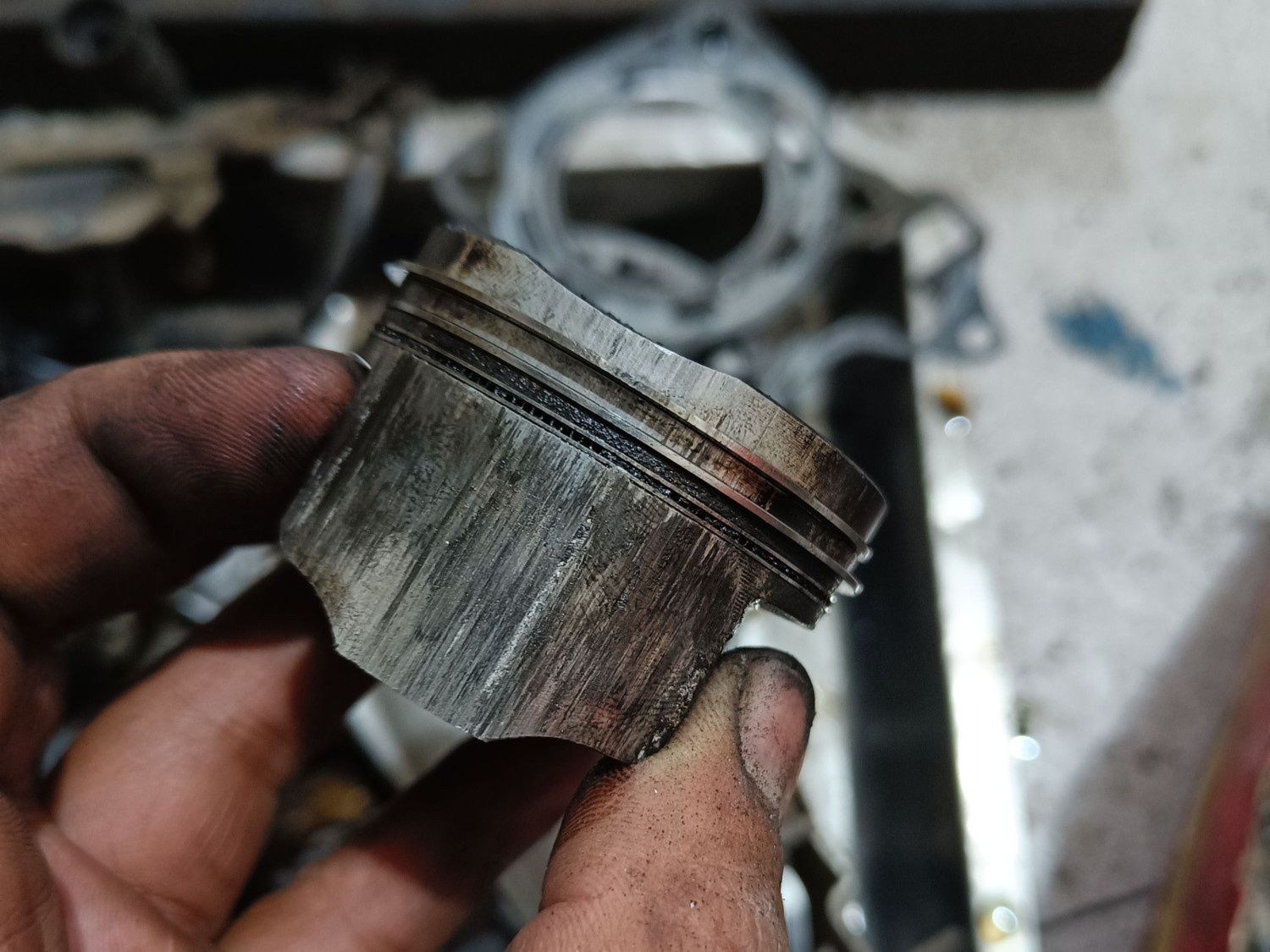 Ternyata Bukan Cuma Ring Piston Lemah Saja Penyebab Motor Bekas Hilang Kompresi