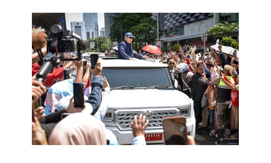 Prabowo Pesan Mobil Kepresidenan Baru, Minta Berbahan Kaca Karena Kelelahan Berdiri di Sunroof