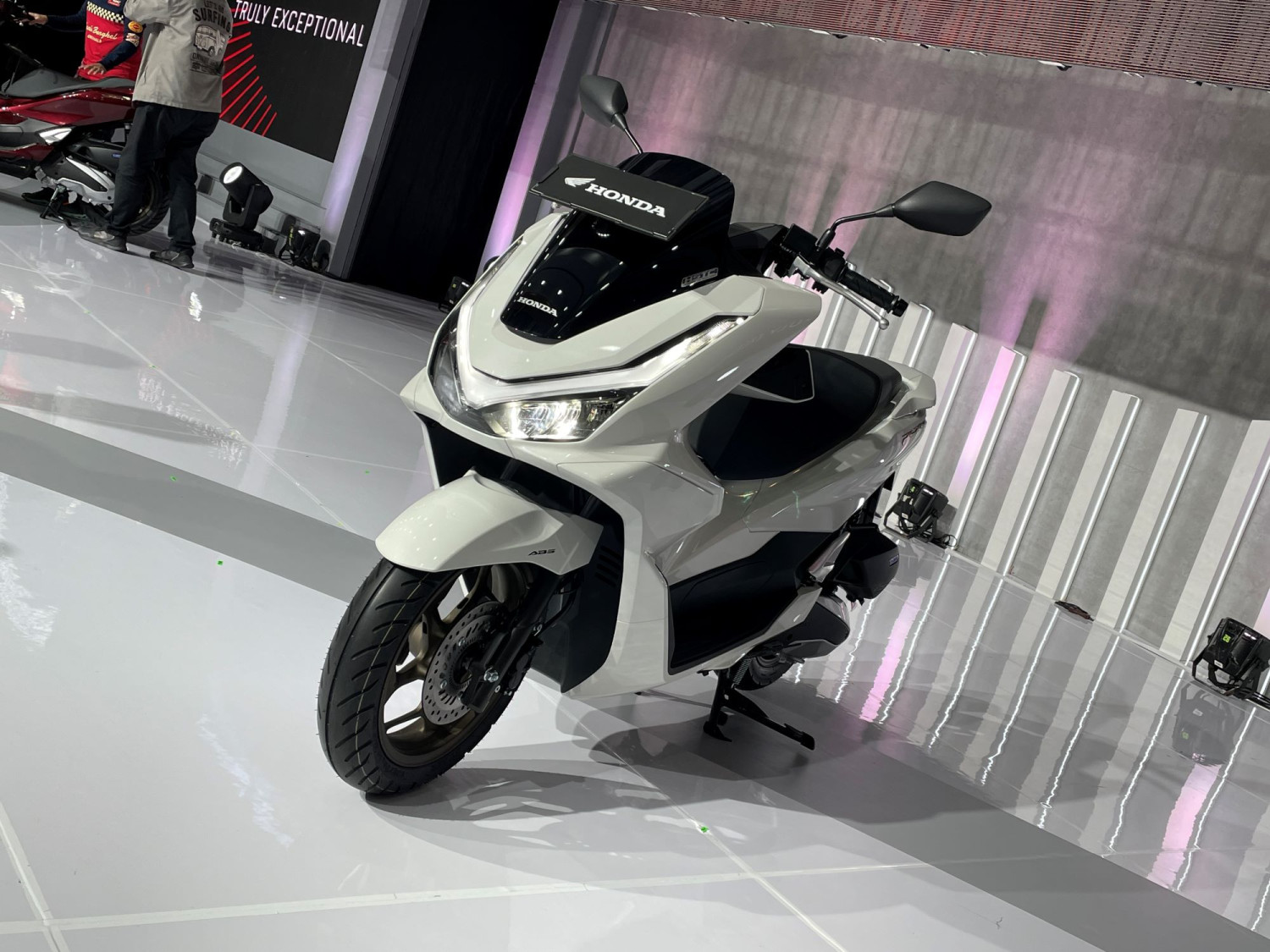 Mekanik Curhat Kesulitan Copot Mesin PCX 160, Kalau Lagi Kesal Jangan Dikerjakan!