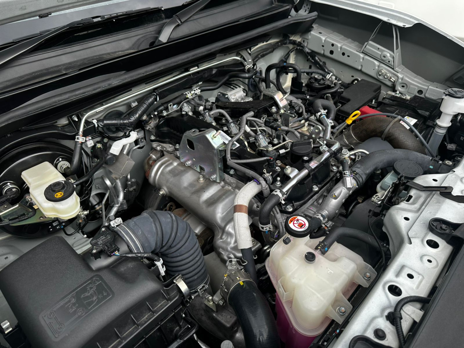 Asap Hitam Mobil Diesel Bisa Jadi Pertanda Sehat atau Sakit, Ini Bedanya