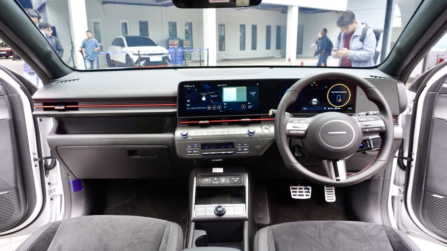 Mobil Listrik Tak Sepenuhnya Aman Terjang Banjir, Waspada Dengan Ini