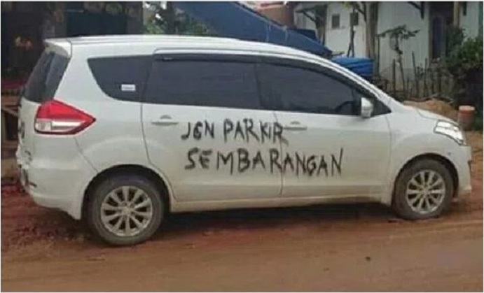 Nekat Parkir Mobil di Jalan Perumahan, Bisa Dipenjara 18 Bulan atau Denda Rp 1,5 Miliar