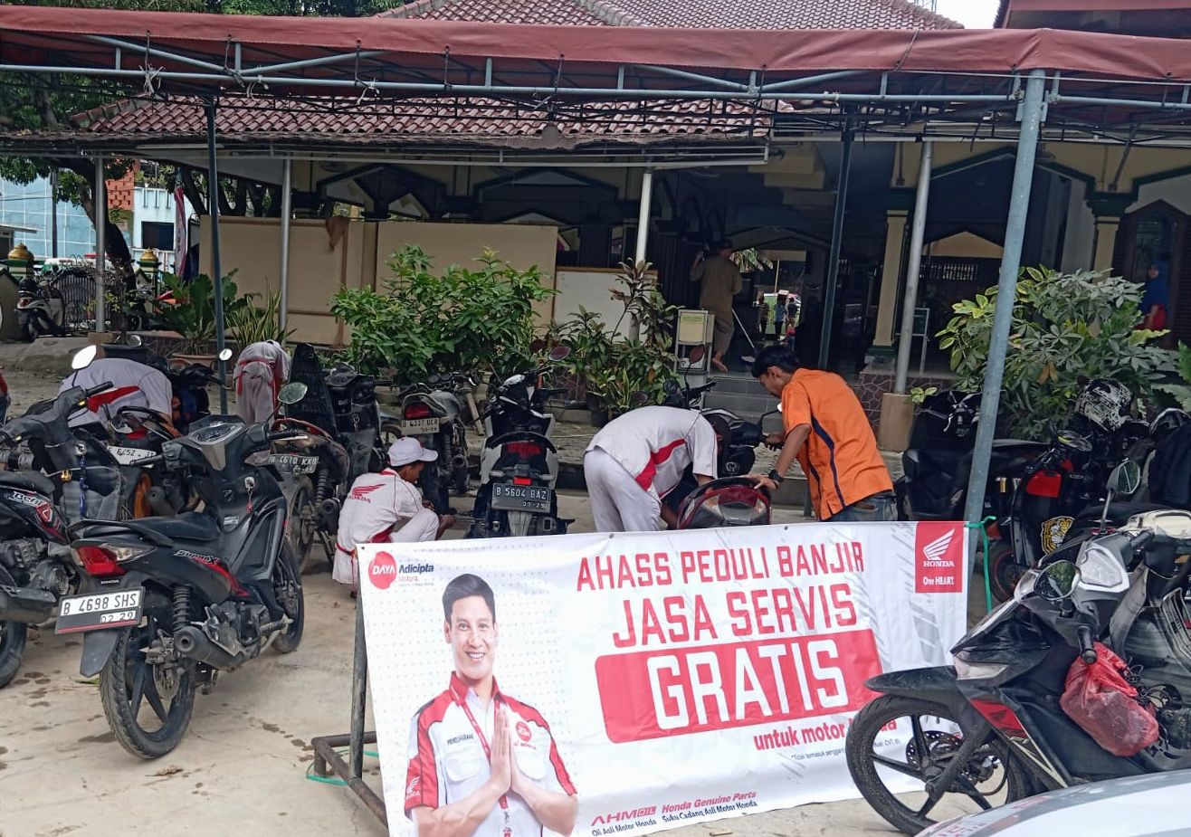 Gercep, AHM Salurkan Bantuan dan Servis Gratis di Wilayah Terdampak Banjir Bandang