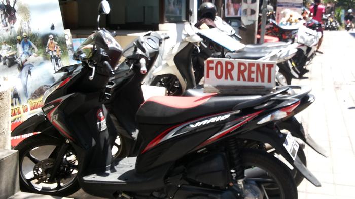 Gubernur Koster Blak-blakan, Transaksi Rental Motor di Bali Rp 50 Triliun Tapi Milik Asing