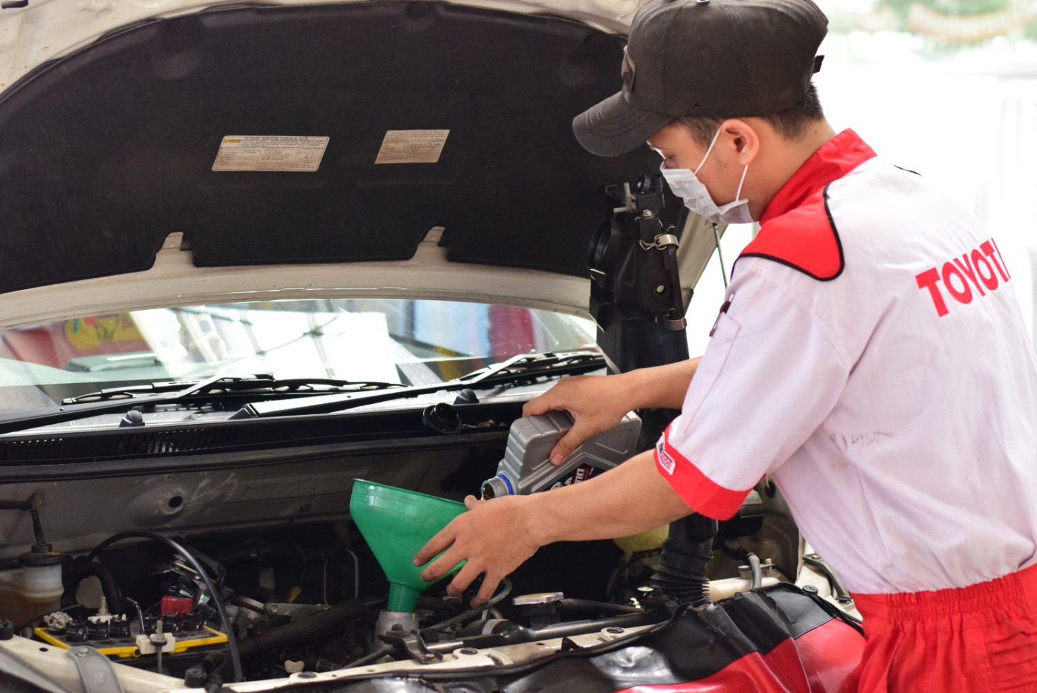 Oli Mesin Cepat Berkurang, Ini Penyebab yang Sering Terjadi!