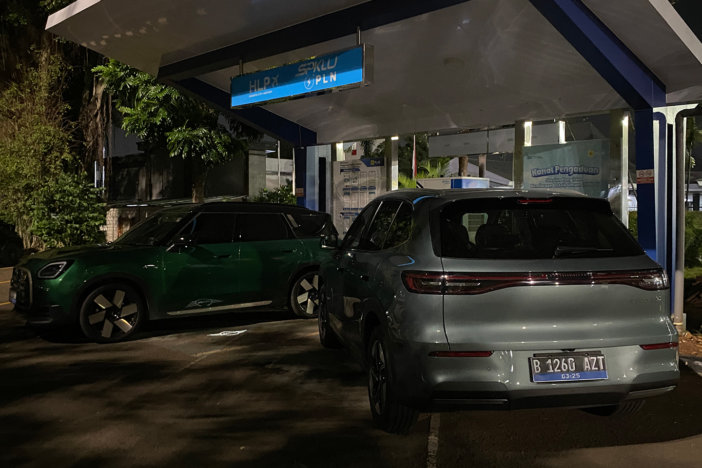 Kilas Balik Ngebutnya Isi Baterai Geely EX5 Pakai Mesin 200 kW