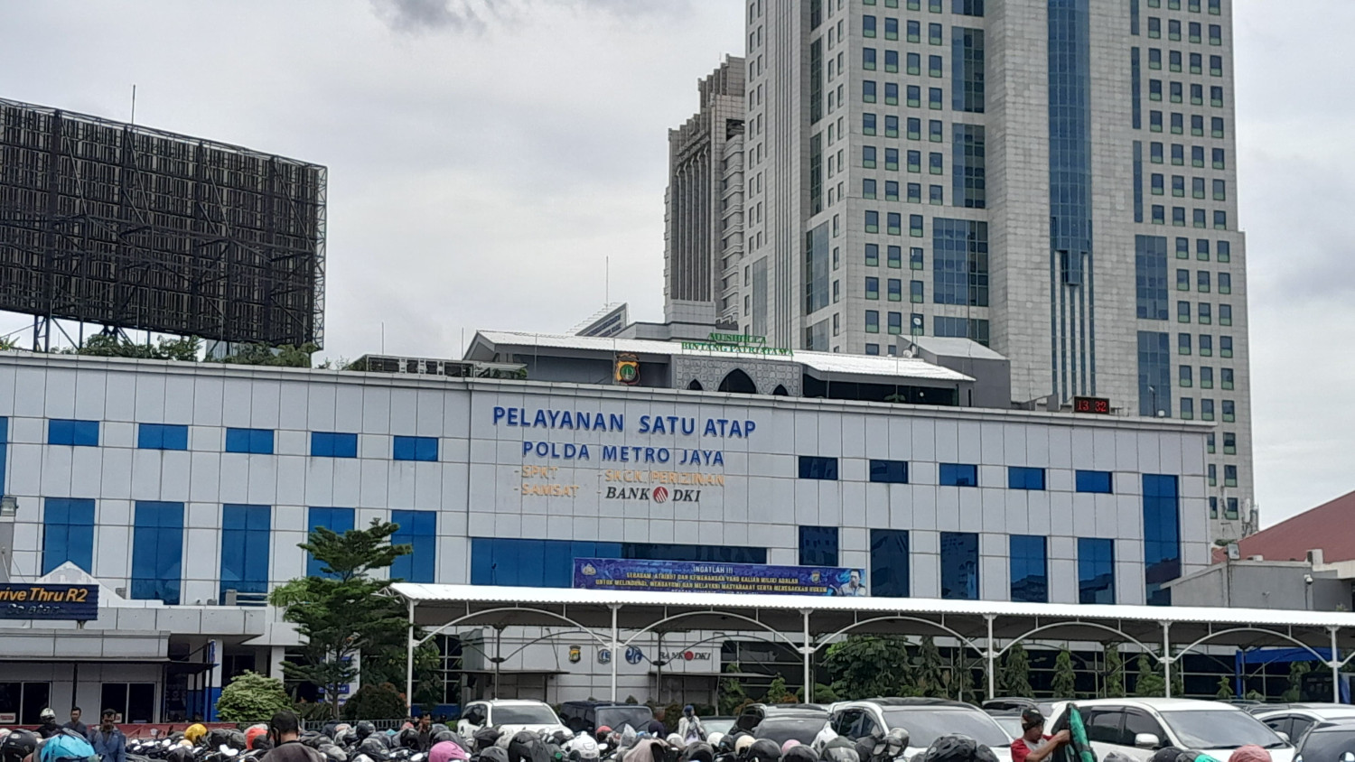 Kesempatan Terakhir, Kendaraan Terblokir Bisa Ikut Pemutihan Denda Pajak dan BBNKB DKI Dengan Cara Ini