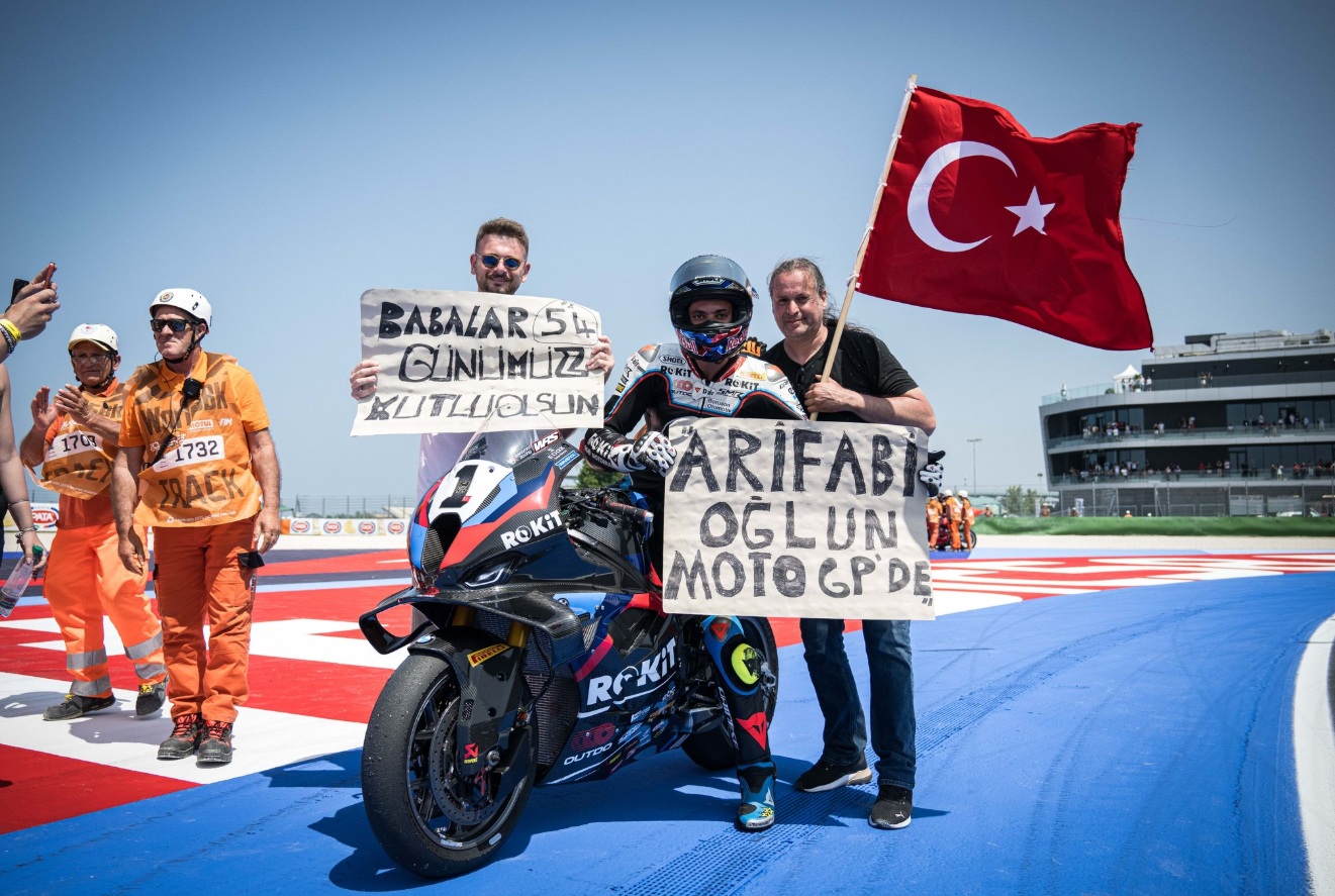 MotoGP, Kunci Juara Dunia WSBK 2025, Toprak Razgatlioglu Siap Berlabuh ke MotoGP 2026