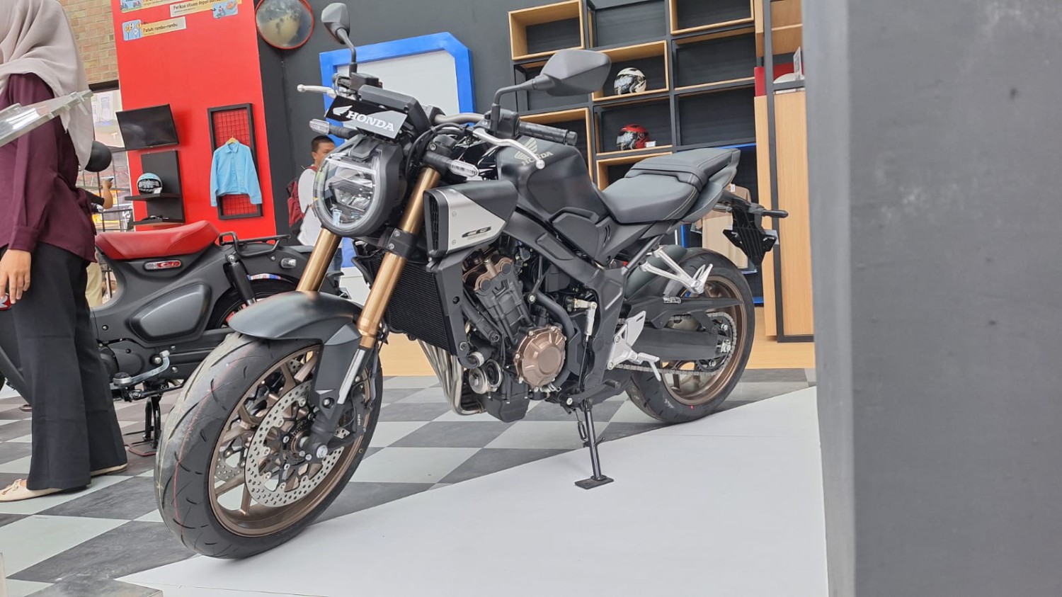 Mulai Rp 200 Jutaan, Ini Daftar Harga Moge Honda Lengkap