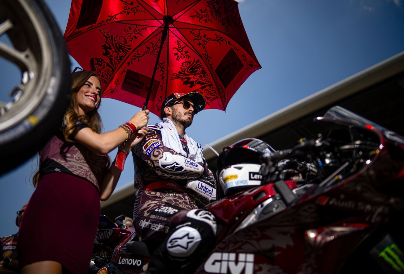 Bursa Pembalap MotoGP Memanas, Bagnaia Dapat Tawaran Fantastis Dari Aprilia