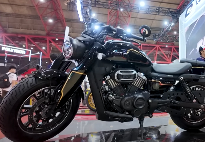 Lunas Rp 65,5 Juta, Namun QJMotor SRV 250 AMT Belum Dikirim Dealer