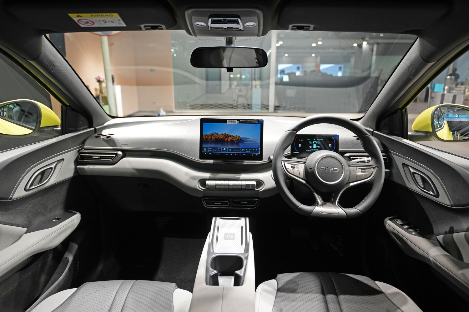 Adu Kekedapan Kabin Geely EX2 Vs BYD Atto 1, Siapa Lebih Senyap?