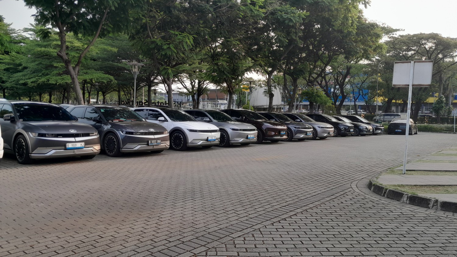 Mobil Listrik Makin Banyak Masuk Tol, Jasa Marga Naikkan Level Kesiagaan