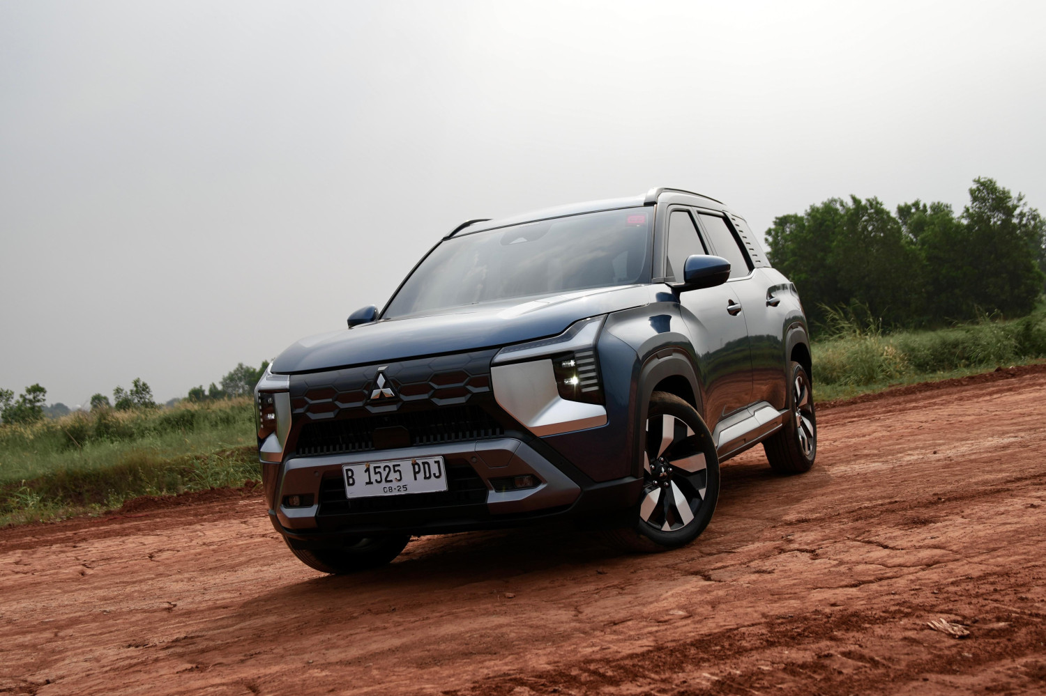 Mitsubishi, Mitsubishi Destinator, Belum Setahun Mengaspal, Mitsubishi Destinator Sudah Terjual Segini
