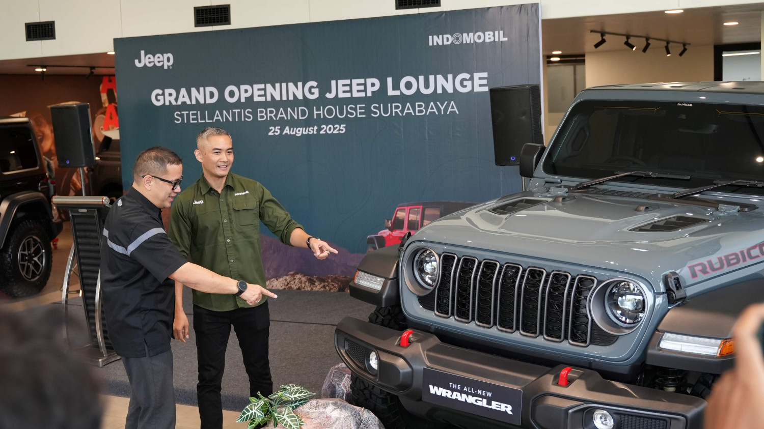 Lagi Tren Perempuan Pakai Jeep Wrangler Buat Harian, Ini Alasannya