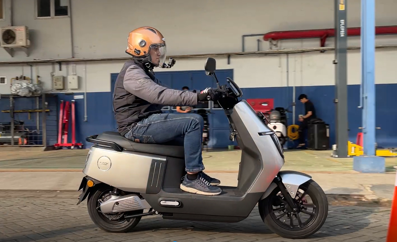 Polytron Ajak 42 Ribu Pengguna Motor Listrik Berbagi Lewat Perjalanan Harian