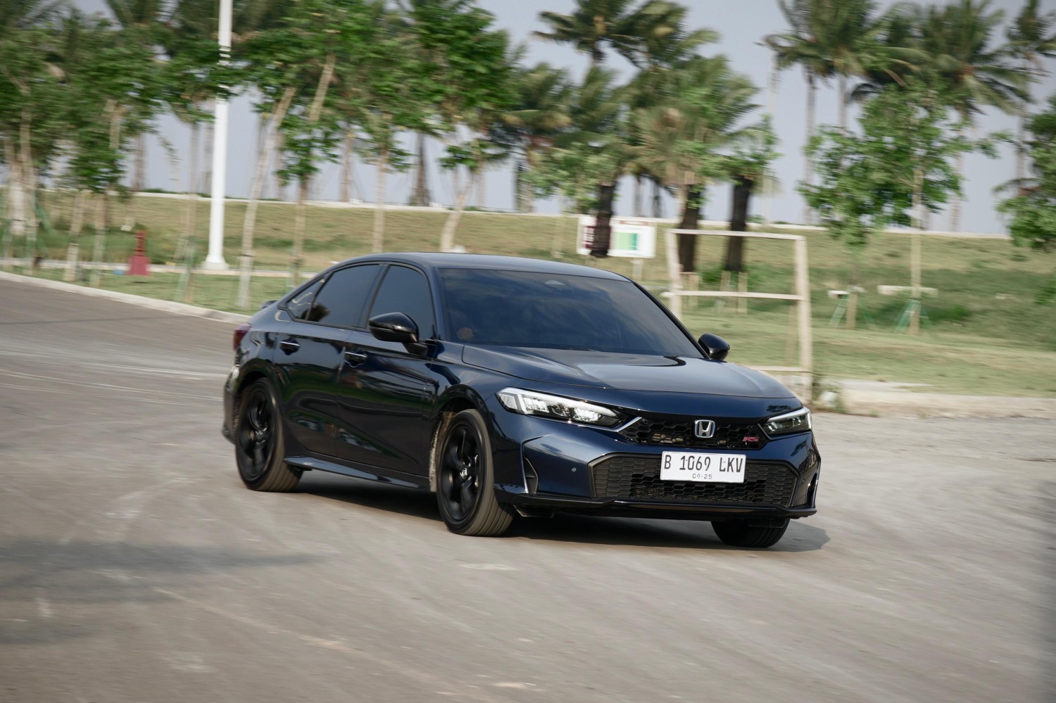 Rasa Berkendara Honda Civic RS e:HEV, Semakin Mantap Diajak Ngebut