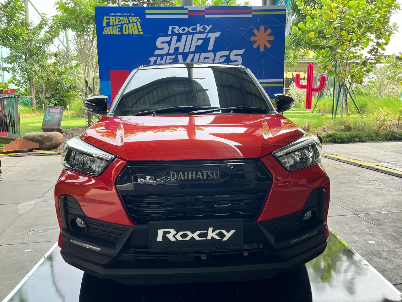 Daihatsu Rocky, Daihatsu, Logo Huruf 'D' Khas Daihatsu Hilang di Rocky Facelift ADS, Ini Penjelasan Pabrikan