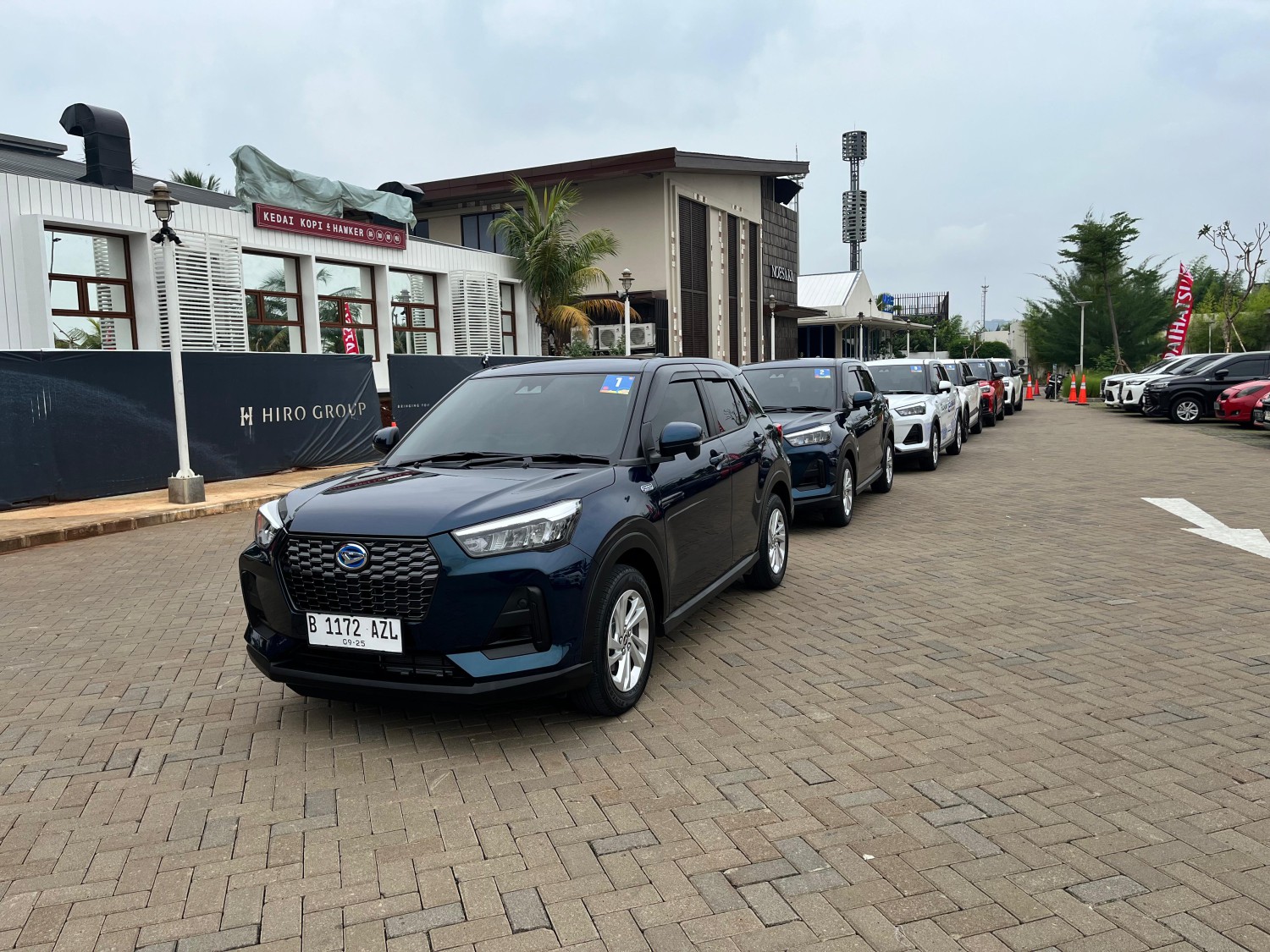 Lomba Adu Irit Daihatsu Rocky Hybrid, Konsumsi BBM-nya Bikin Motor Aja Minder