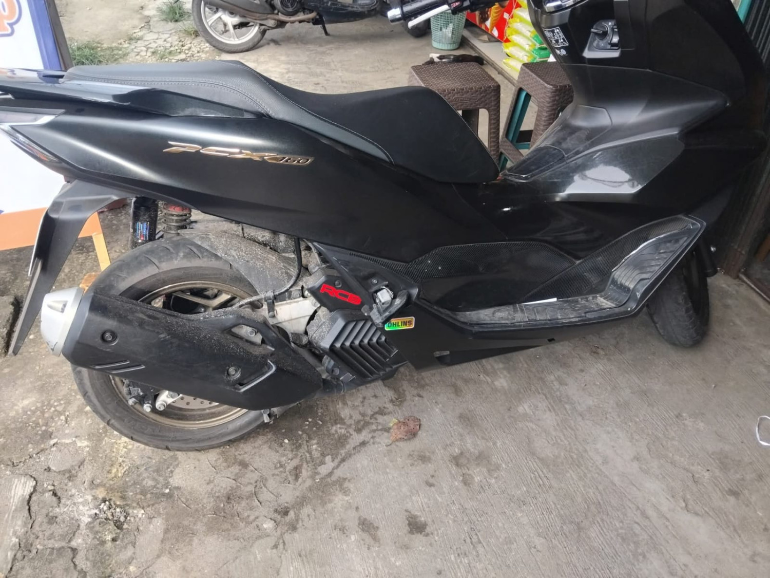 Ini Efeknya Kalau Sokbreker Motor Matic Double Cuma Dipasang Sebelah