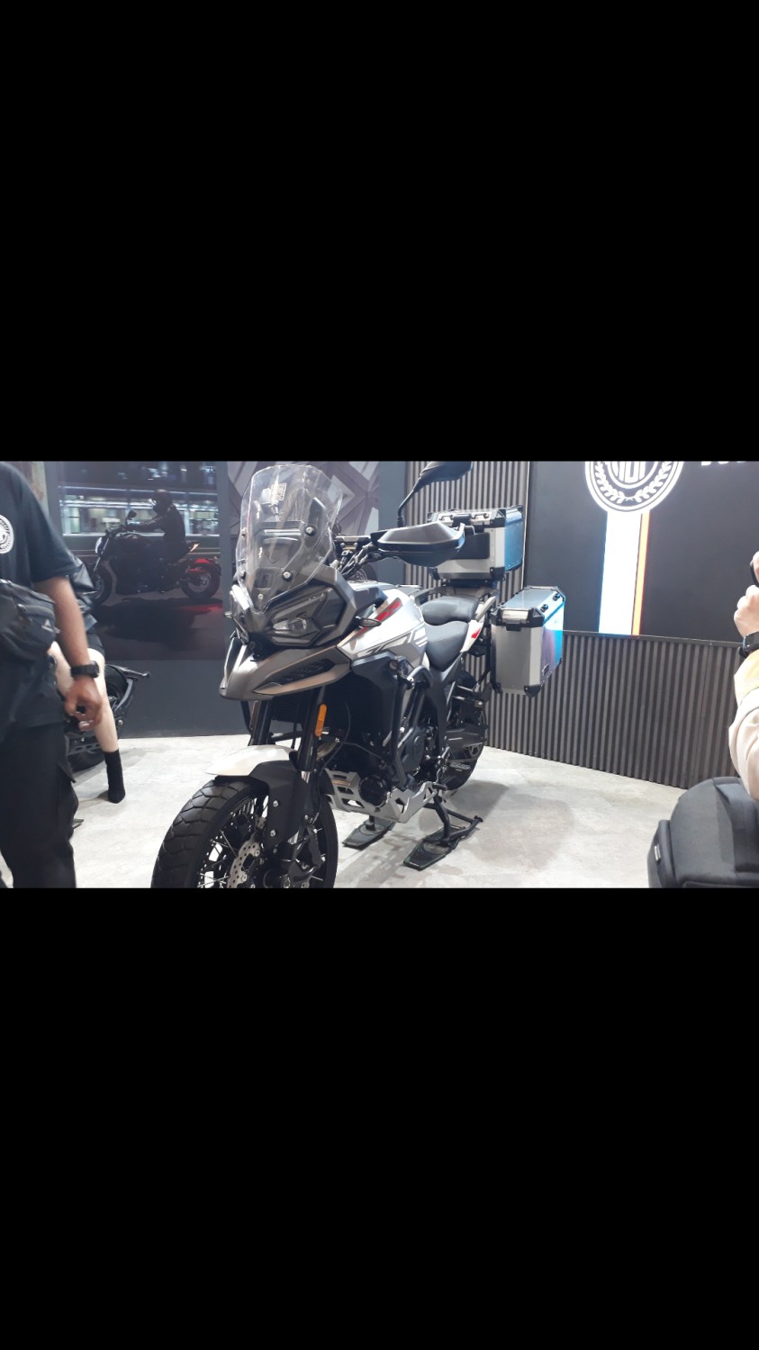 Morbidelli T252X Meluncur di IMOS 2025, Siap Jadi Rival Kawasaki Versys 250