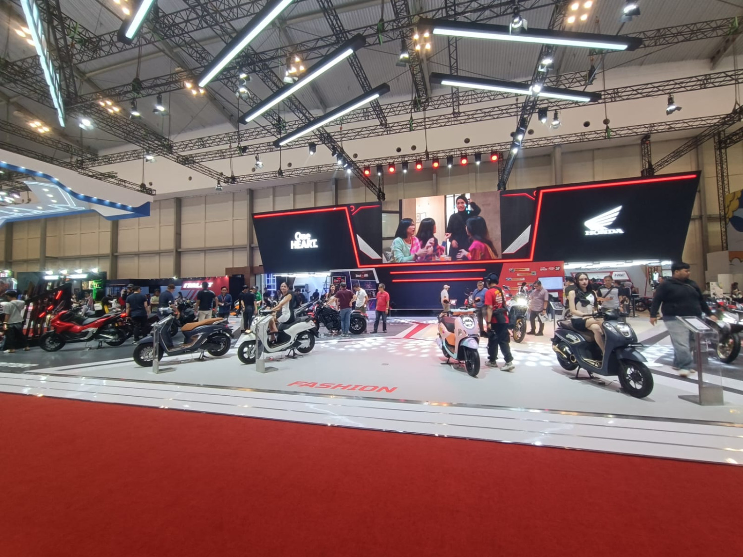 Enggak Cuma Soal Kredit, AHM Ungkap Kunci Penjualan Motor Honda di Tengah Suku Bunga Turun